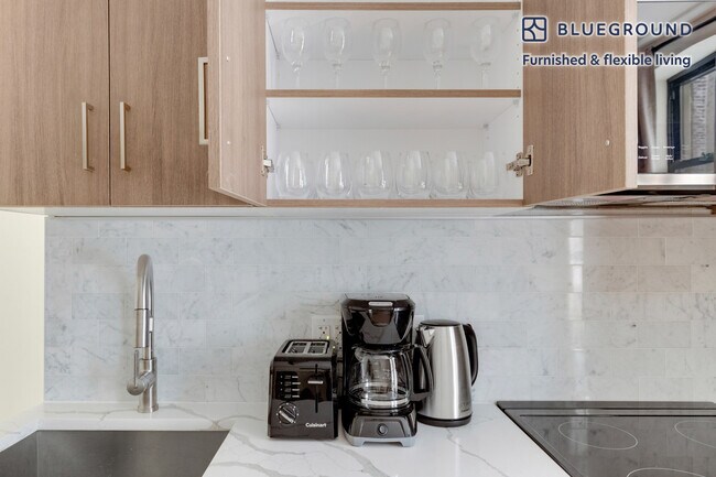 Photo - 236 W 15th St Unit FL2-ID2099