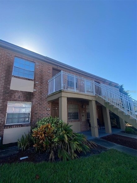 Building Photo - 551 Flemming Way Unit 201