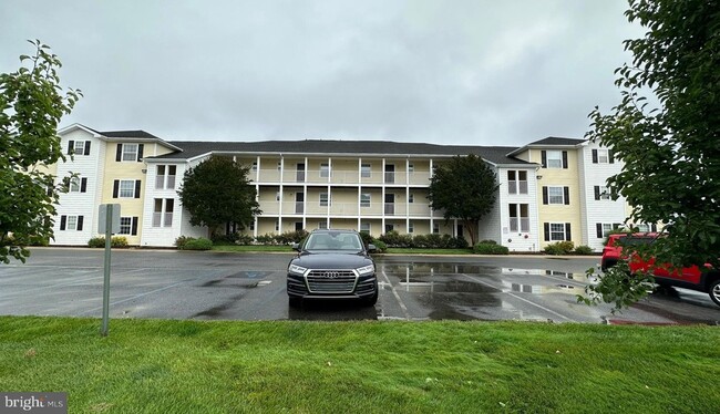 Building Photo - 1101 Caitlins Way