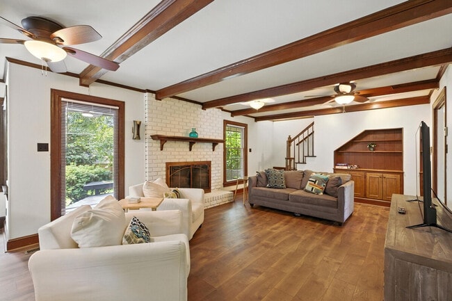 Photo - 6700 Middleboro Dr Unit ID1264179P