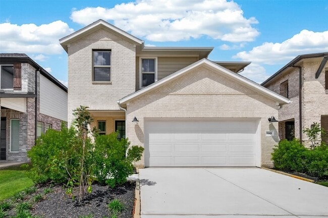 Building Photo - 7327 Blue Gentiana Ln