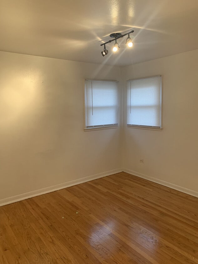 Floor Plan - Two Bedroom