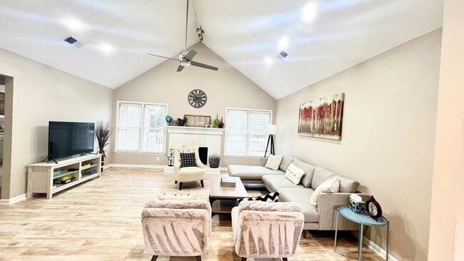 Photo - 1380 Twin Bridge Ln Unit ID1254402P