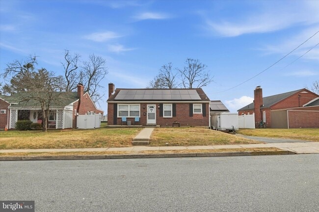 Photo - 1058 St Joseph St