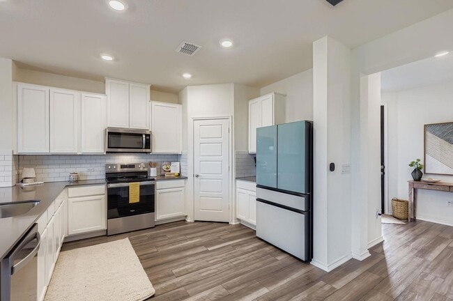 Photo - 7806 Song Sparrow Dr.