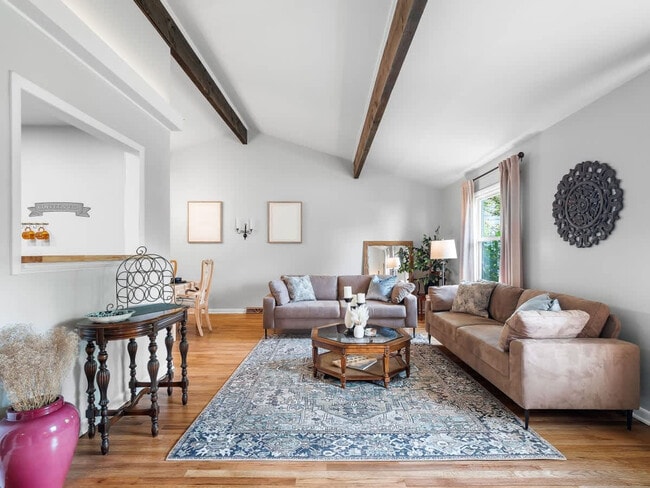 Photo - 670 Treeside Dr Unit SI ID1496072P