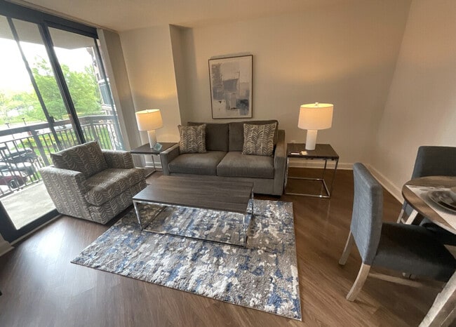 Photo - 1500 S Hayes St Unit ID1262306P