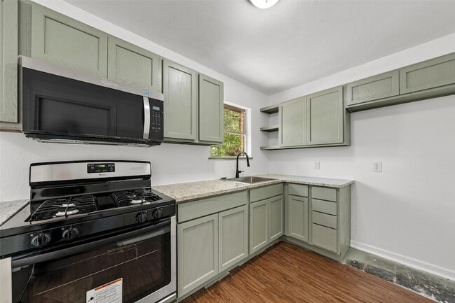 Photo - 3812 Acree St