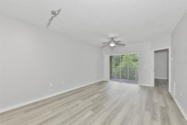 Photo - 6437 Cypressdale Dr Unit 201