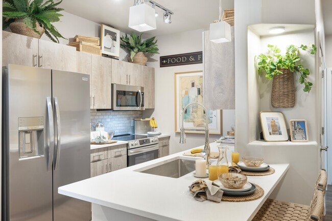 Photo - Encantada Gladden Farms