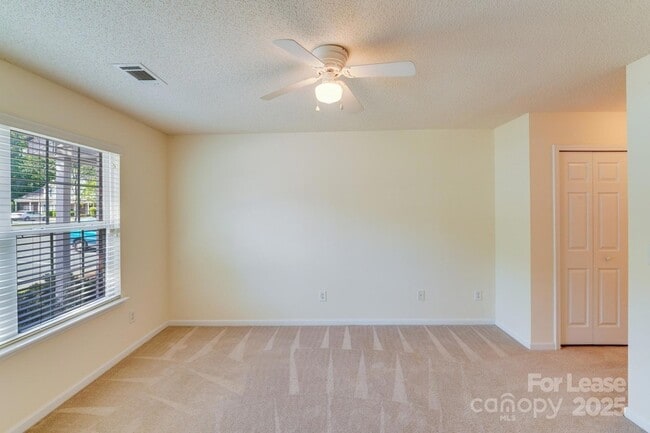 Photo - 17125 Greenlawn Hills Ct