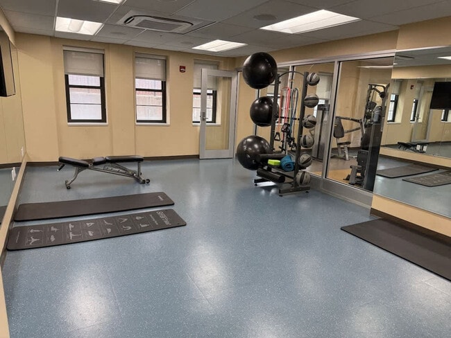 Photo - 105 W 39th St Unit FL12-ID1061318P