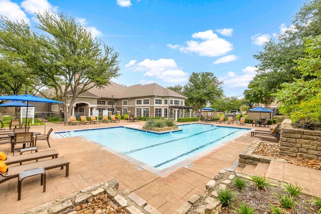 Photo - MAA Valley Ranch