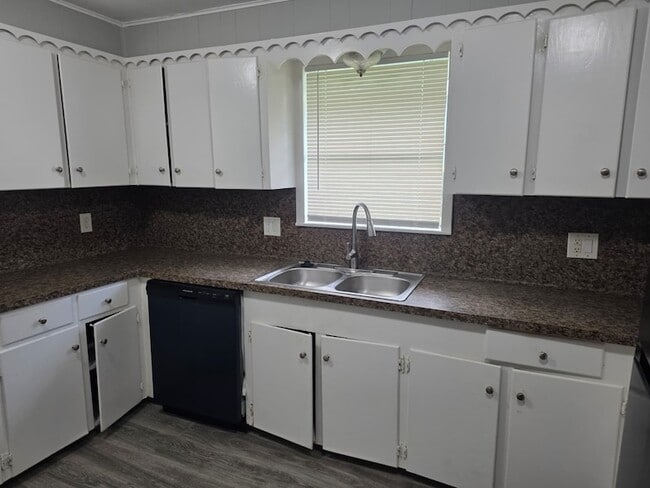 Photo - 407 E Homan Ave