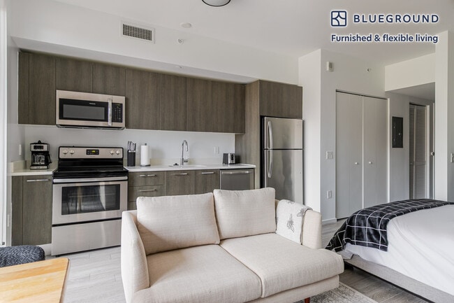 Photo - 230 NE 4th St Unit FL7-ID132