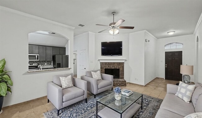 Photo - 314 Rolling Meadows Dr