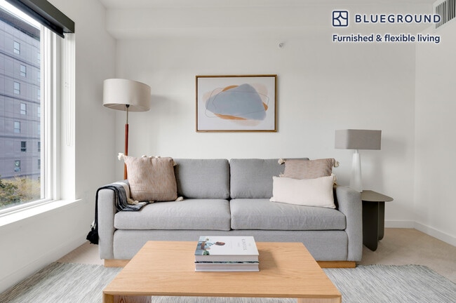 Photo - 10349 NE 10th St Unit SI FL8-ID336