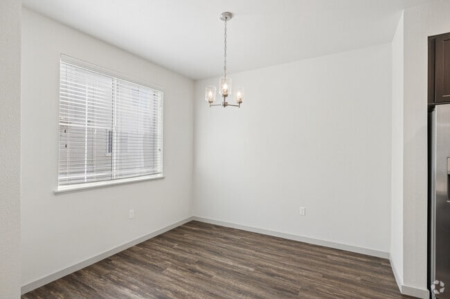 2BR, 2.5BA 1,317SF - Dining Room - Campus Oaks Apartments