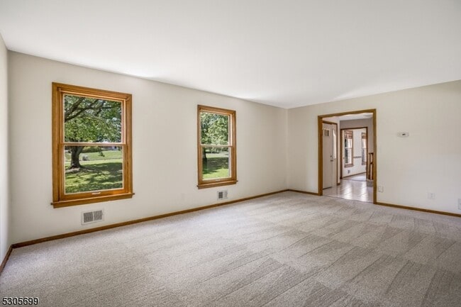 Photo - 34 Willow Brook Ln