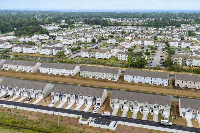 Photo - 332 Bayou Loop Unit SI ID1533631P