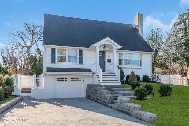 Photo - 723 Pitney Dr