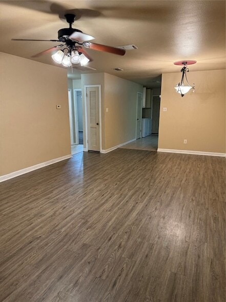 Photo - 609 Sunset Ln