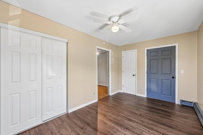 Photo - 17256 Kenyon St NE