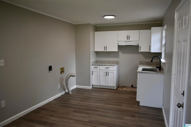 Photo - 3720 Howard Ave SW