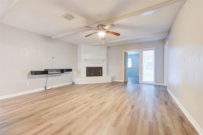 Photo - 2126 Fir Springs Dr