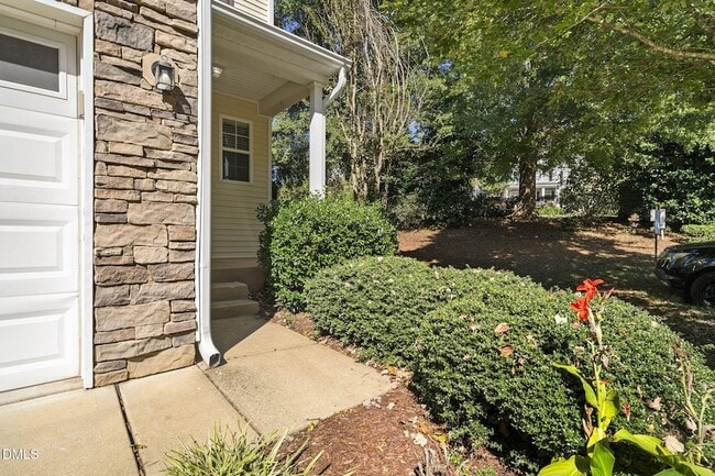 Photo - 102 Jamison Woods Ln