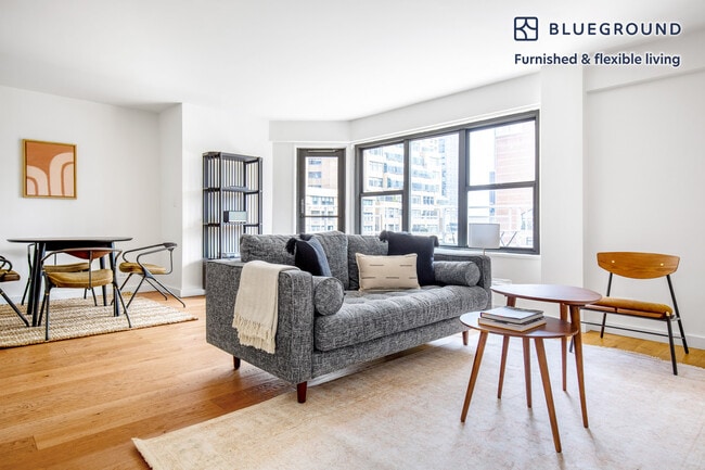 Building Photo - 279 E 44th St Unit FL20-ID610