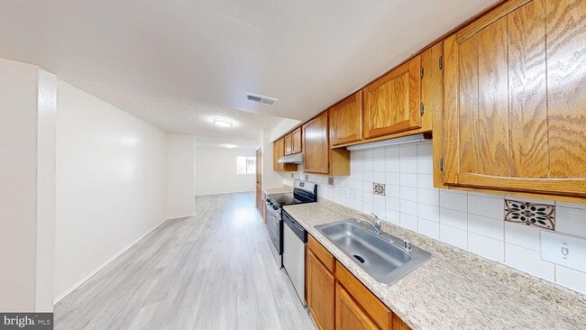 Photo - 7197 Cimarron Ct