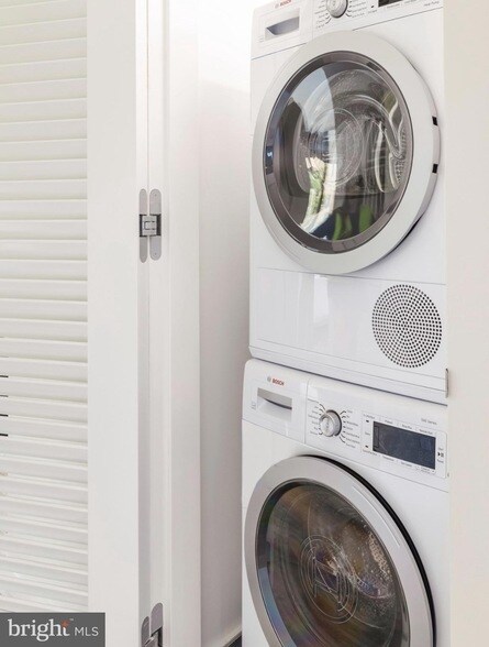 Photo - 1630 Columbia Rd NW Unit 908