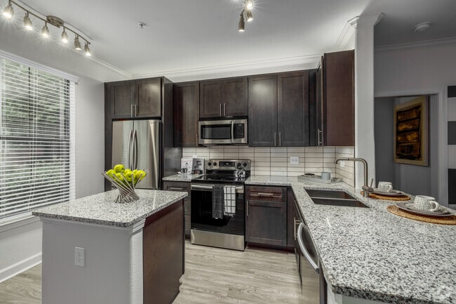 2BR, 2BA - 1,196SF - Kitchen - Duo West Champions