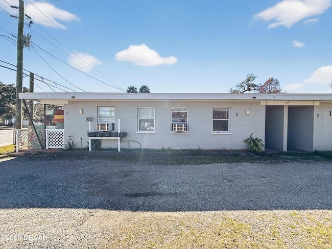 Building Photo - 5018 S Ridgewood Ave Unit 2