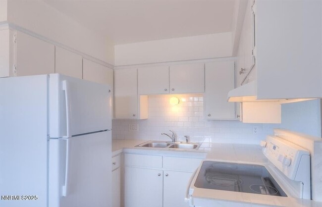 Building Photo - 901 Virbel Ln Unit 5