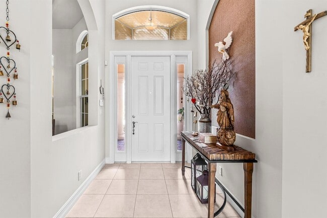 Photo - 114 Carmela Ct