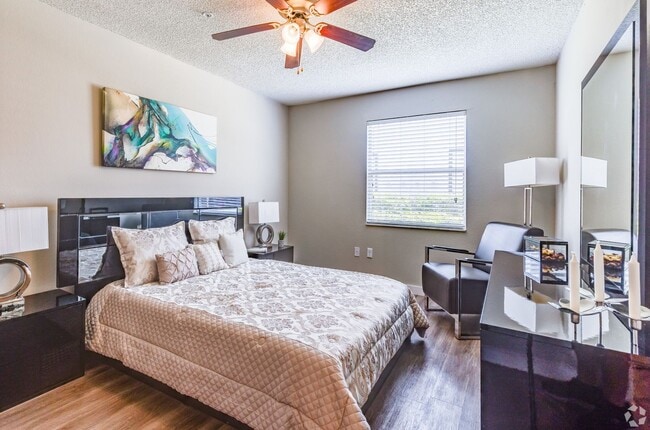 Photo - Collington Apartments