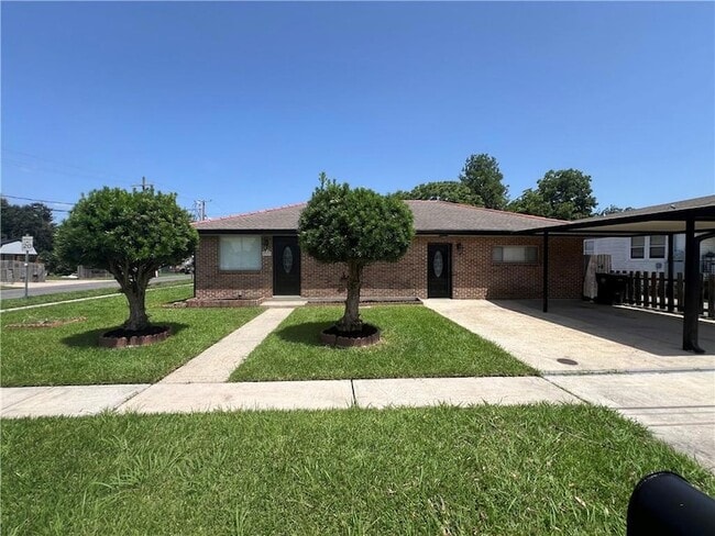 Building Photo - 2317 Delille St
