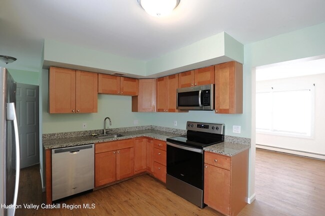 Photo - 87 Delaware St