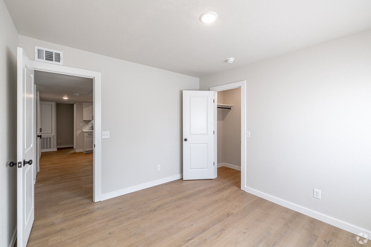 Floor Plan - 2 bedroom- 