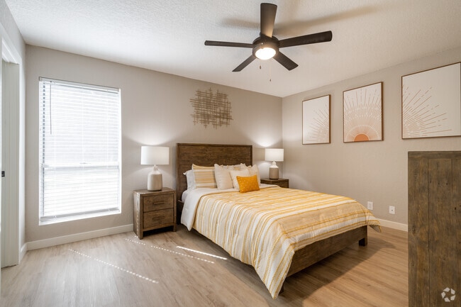 1BR, 1BA - 679SF - The Grove