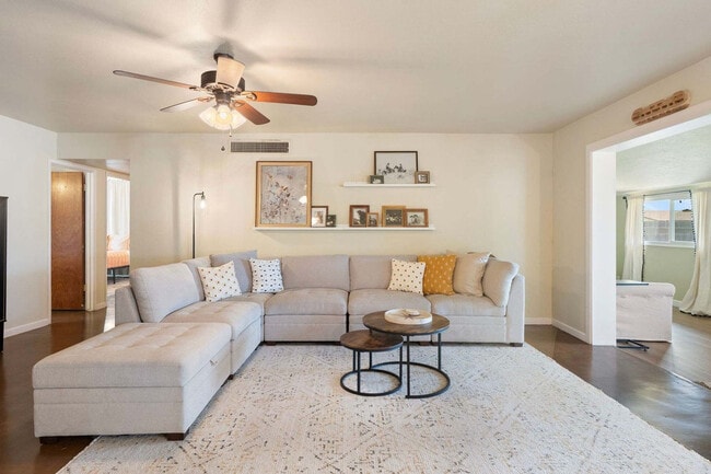Photo - 3407 West Myrtle Ave Unit SI FL1-ID1592928P