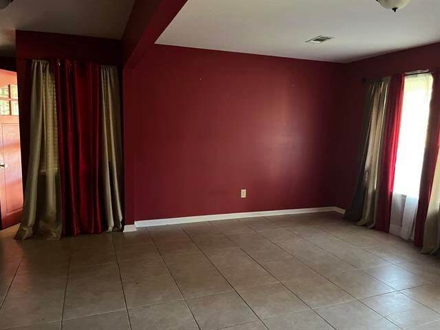 Photo - 1601 Oberle Rd