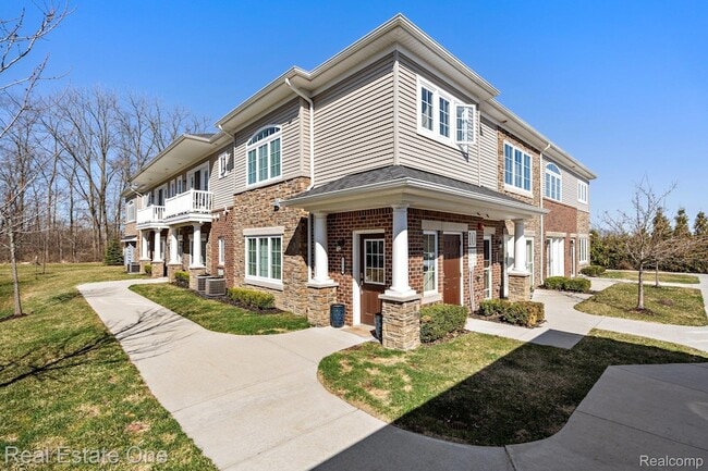 Photo - 5570 Arbor Chase Dr