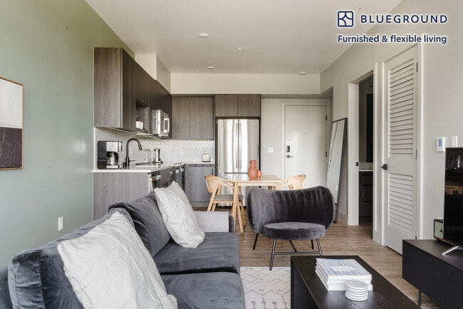 Photo - 104 12th Ave Unit SI FL3-ID747