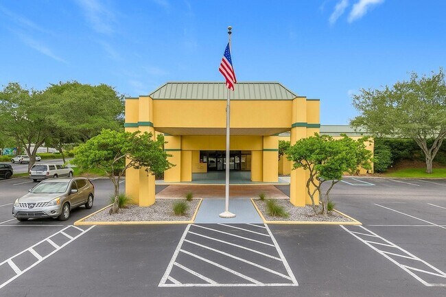 Photo - 910 Suemac Rd