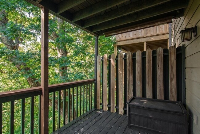Photo - 727 Harpeth Trace Dr