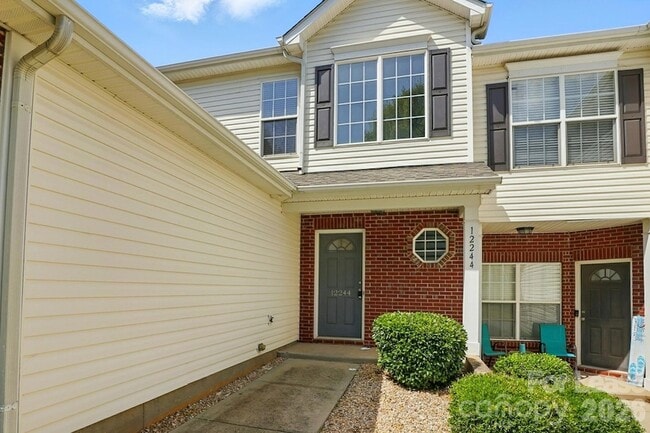 Photo - 12244 Stratfield Pl Cir
