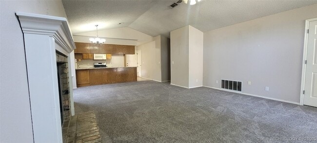 Photo - 2201 W Quinton St